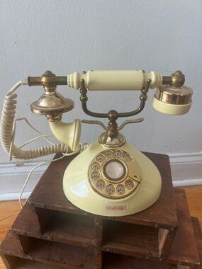 Vintage Cream and Brass Rotary Telephone